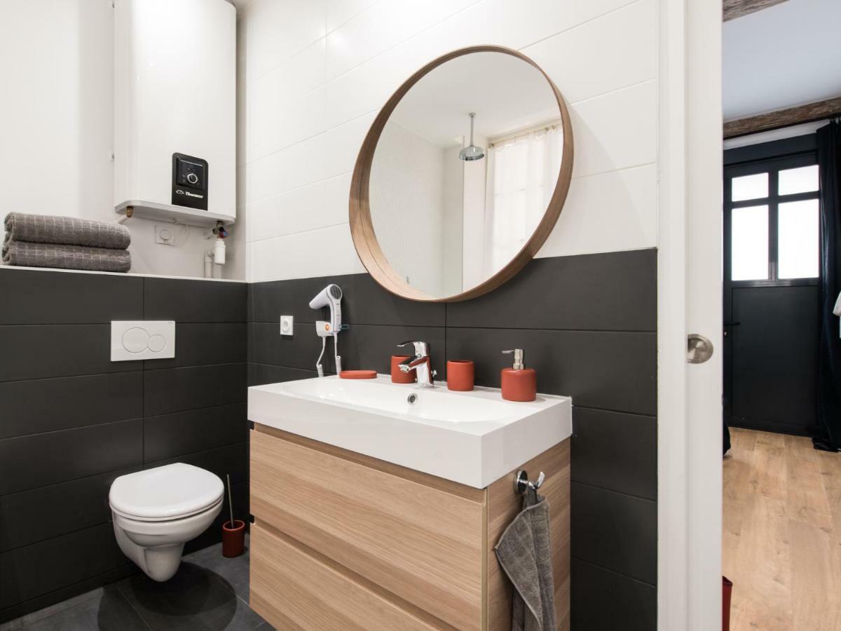 Luxury Studio & Spa-Lyon Centre Luaran gambar
