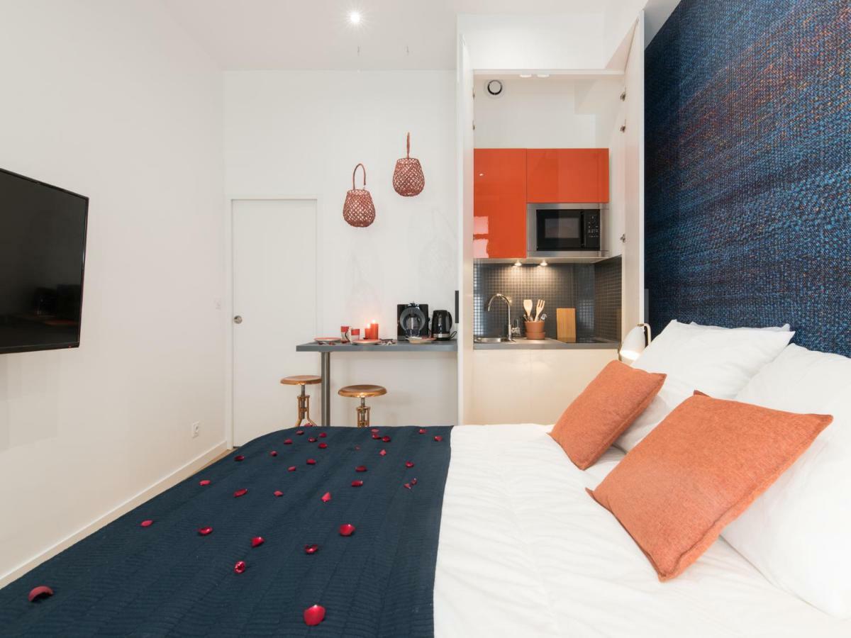 Luxury Studio & Spa-Lyon Centre Luaran gambar